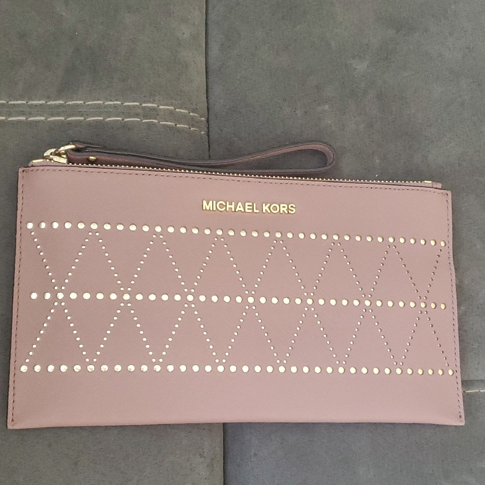Michael Kors Mauve Studded Leather Wristlet Clutch | Gold Hardware | Saffiano - Picture 3 of 11